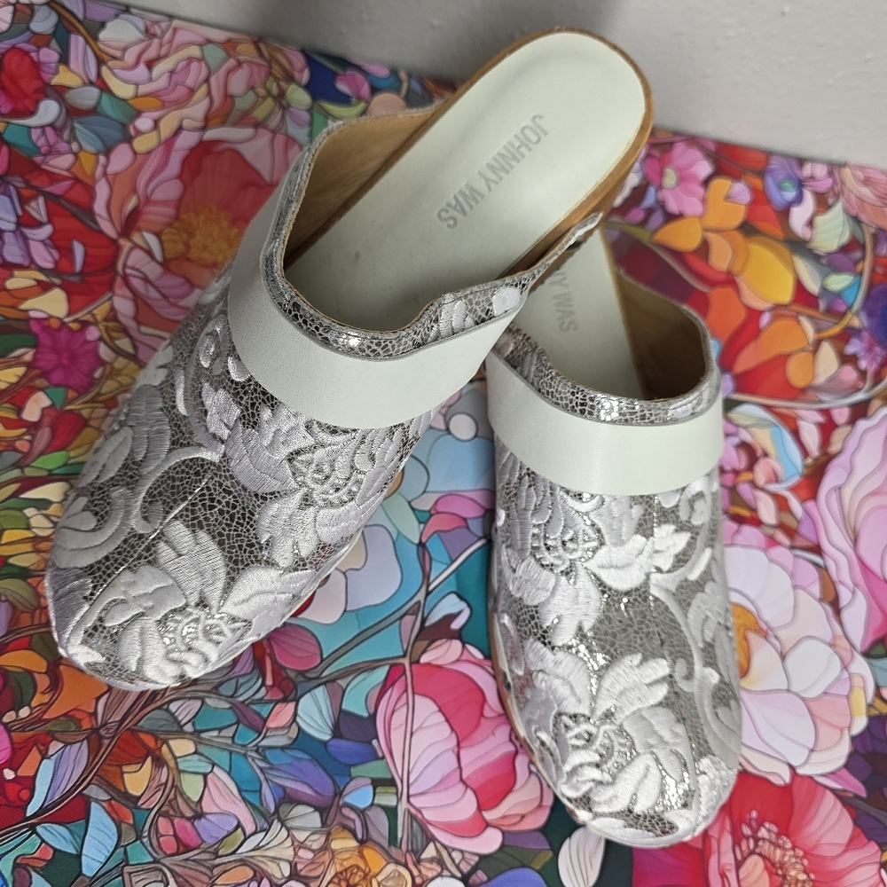 Johnny Was White Lace Wooden Clogs Size 40/9